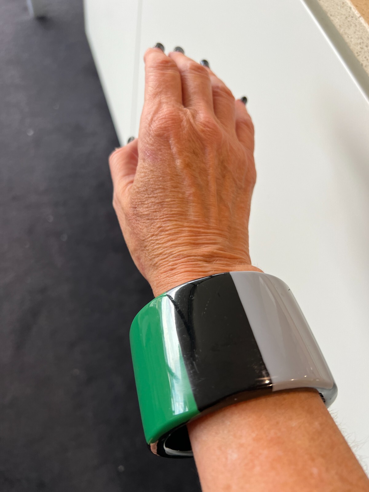 Designer Black/Pink/Green/Grey Resin Bangle, Cuff Ht:5cm, Diam:6.6cm, Dpth:0.8cm