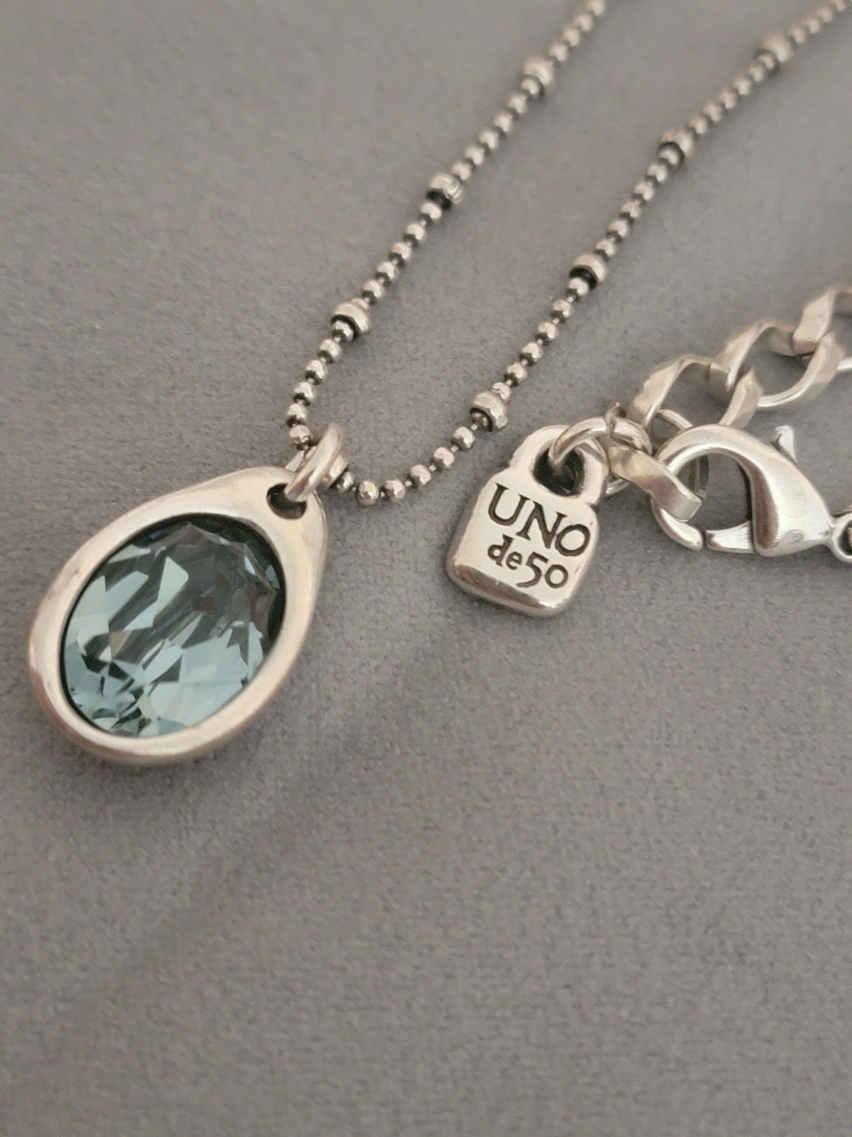 UNO De 50 Blue Oval faceted crystal Pendant Necklace