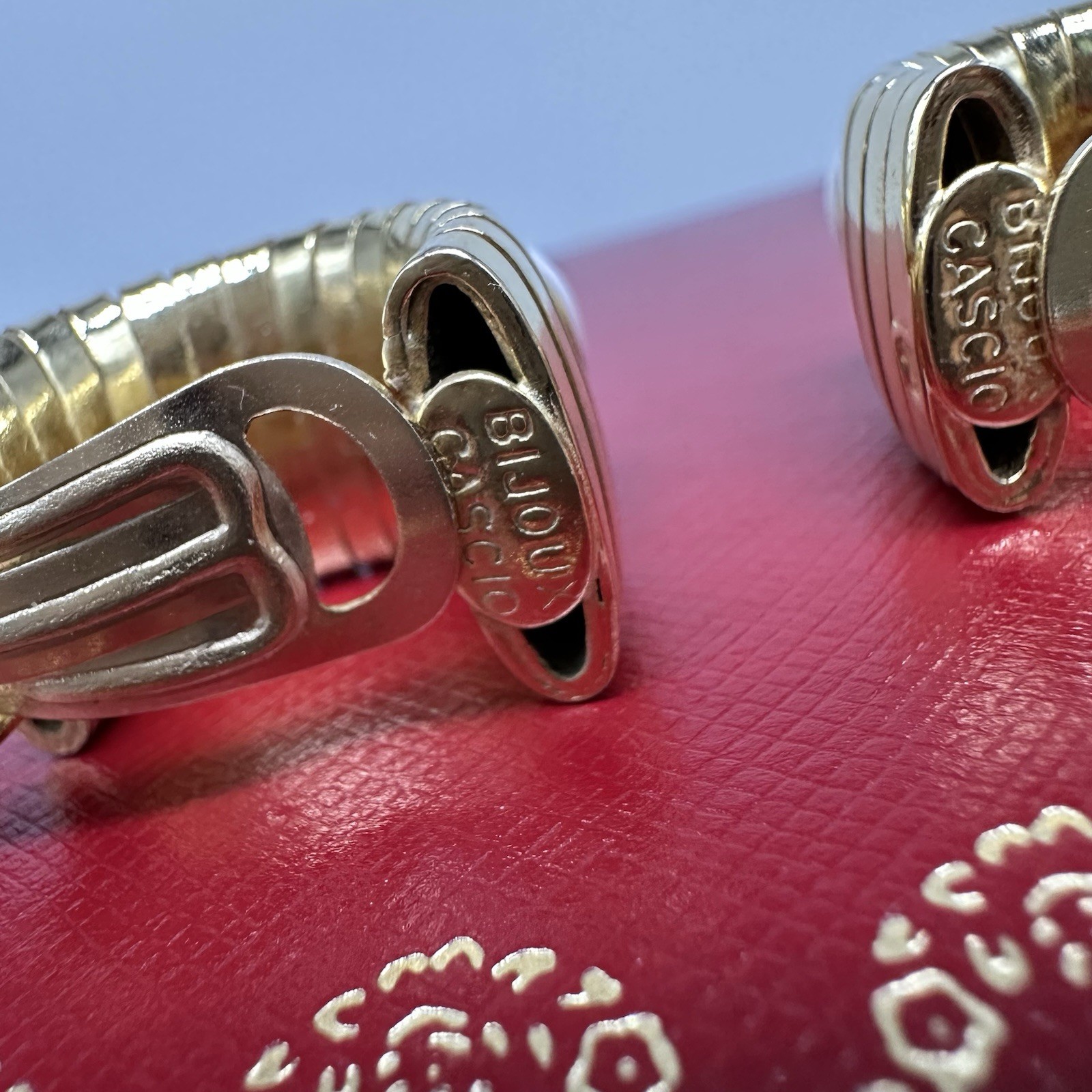 Bijoux Cascio Gold Tone White Cabochon Clip On Earrings