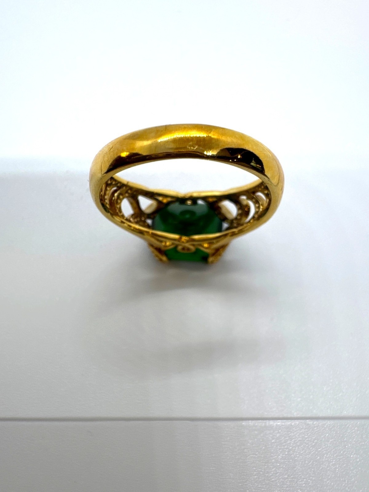 Premier Designs Cocktail Ring Emerald Green Glass Gold Tone Filigree Size 10