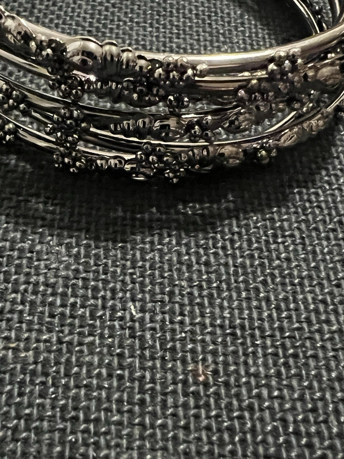 Antika Lead compliant India 6 stackable gunmetal daisy embellish bracelet 8 1/4”