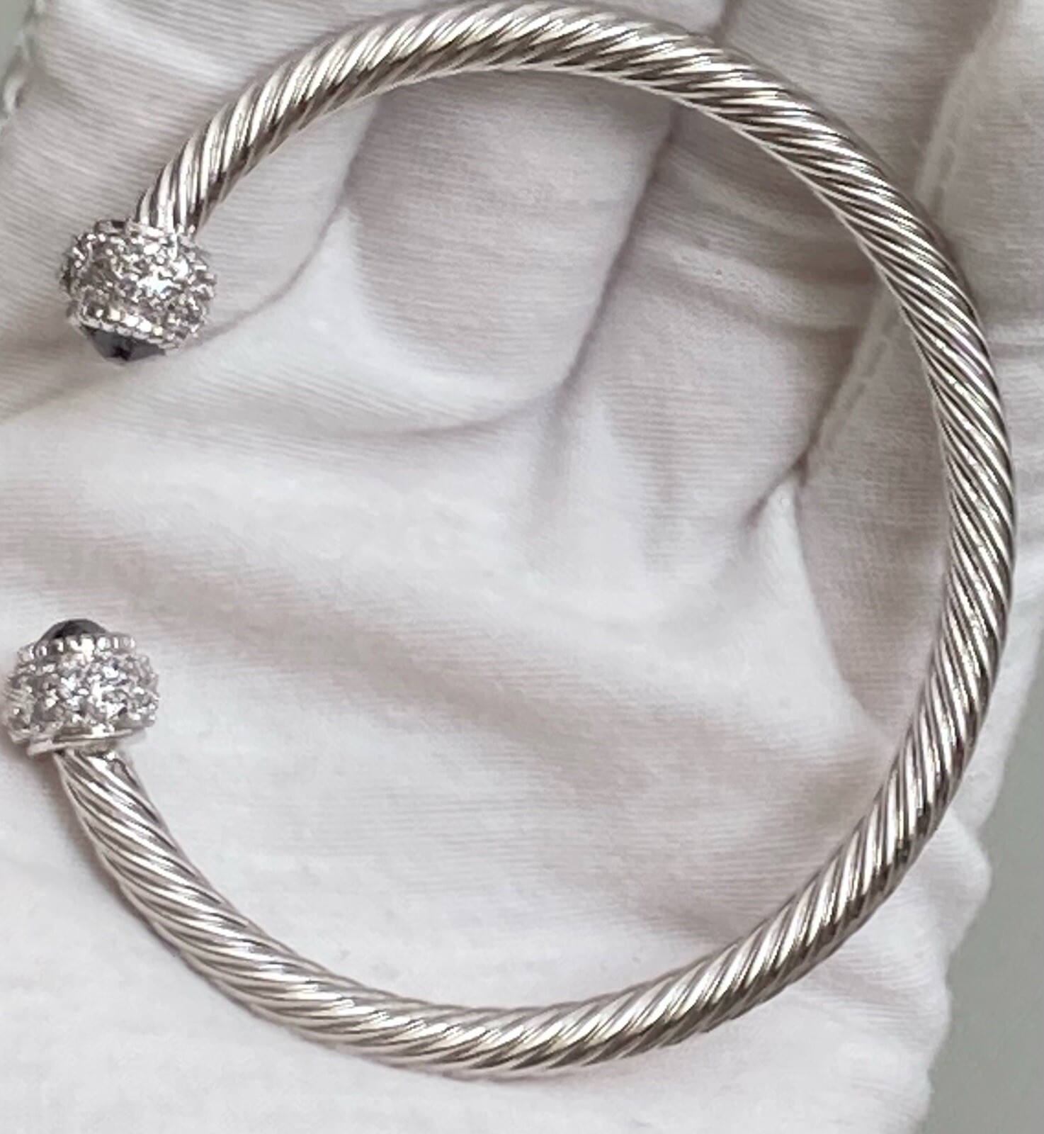 Silver Tone Twisted Cable Cuff Bracelet Clear & Jet Black Crystals 7.25in 20.6g