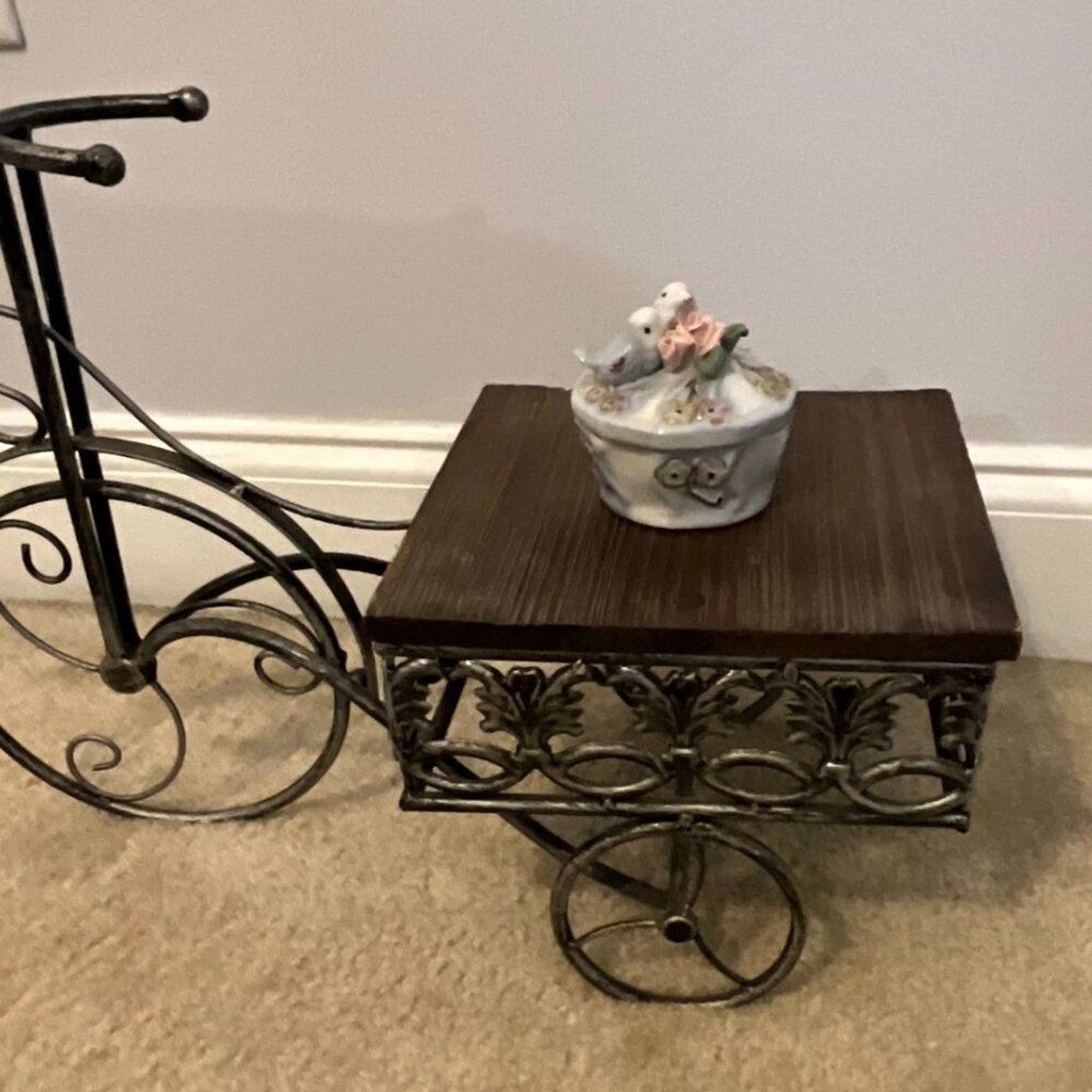 Vintage Ceramic Trinket Box with Lovebirds & Flowers