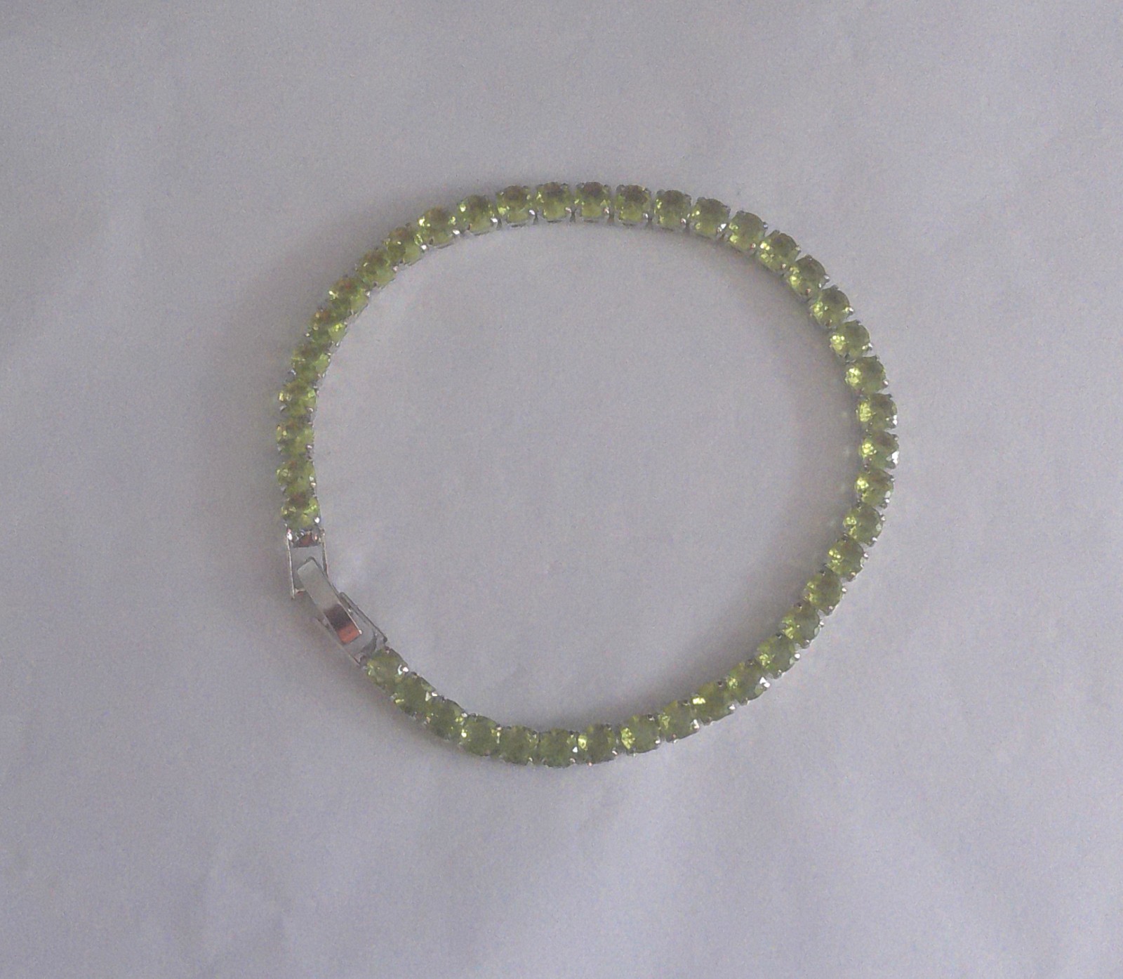 New Silvertone 8″ Summer Lime Colored Round Crystals Bracelet Fold-Over Clasp