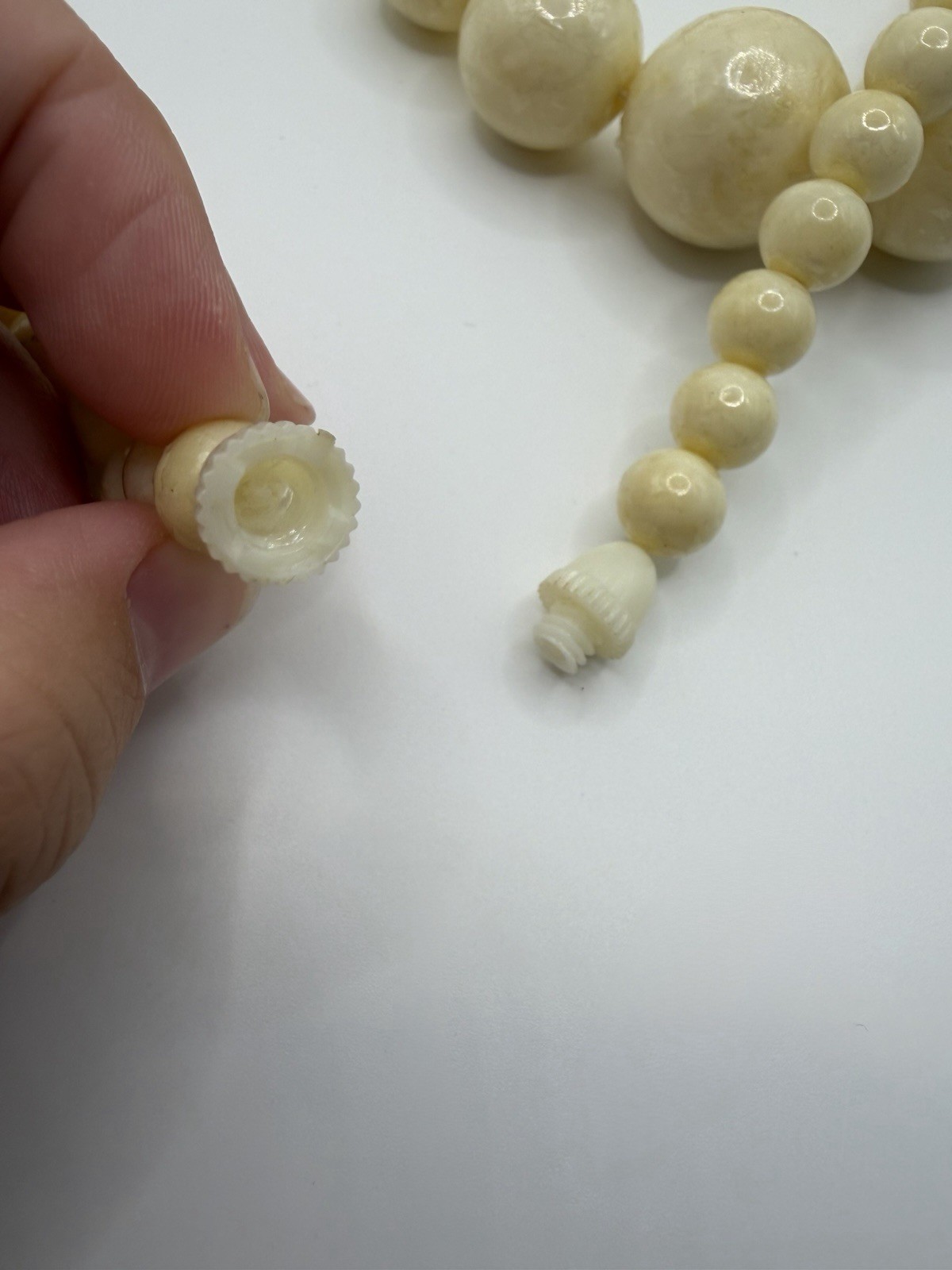 Vintage French Ivo Celluloid Graduated Bead Necklace 30″, Screw Closure