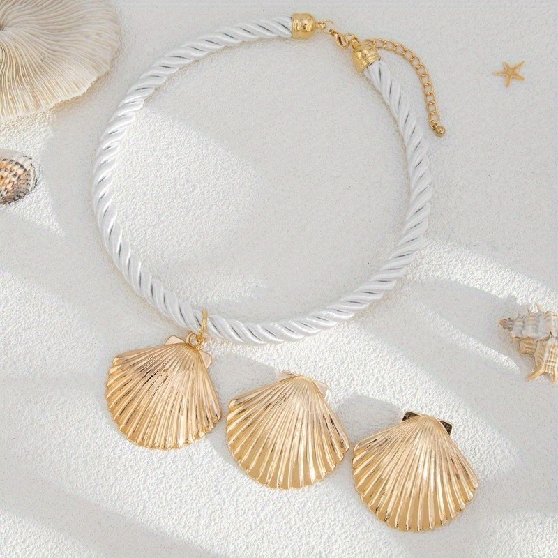 Women’se Fashion Fan Shell Pendant Necklace Ear Studs Set Thick Rope Chain