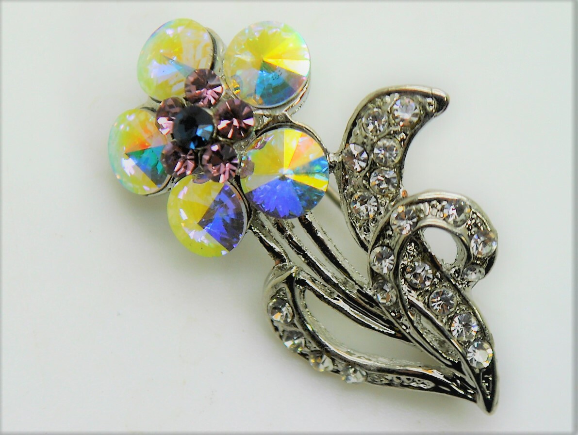 cute flower simply bouquet style mix color Crystal fashion Brooch Pin lot 278