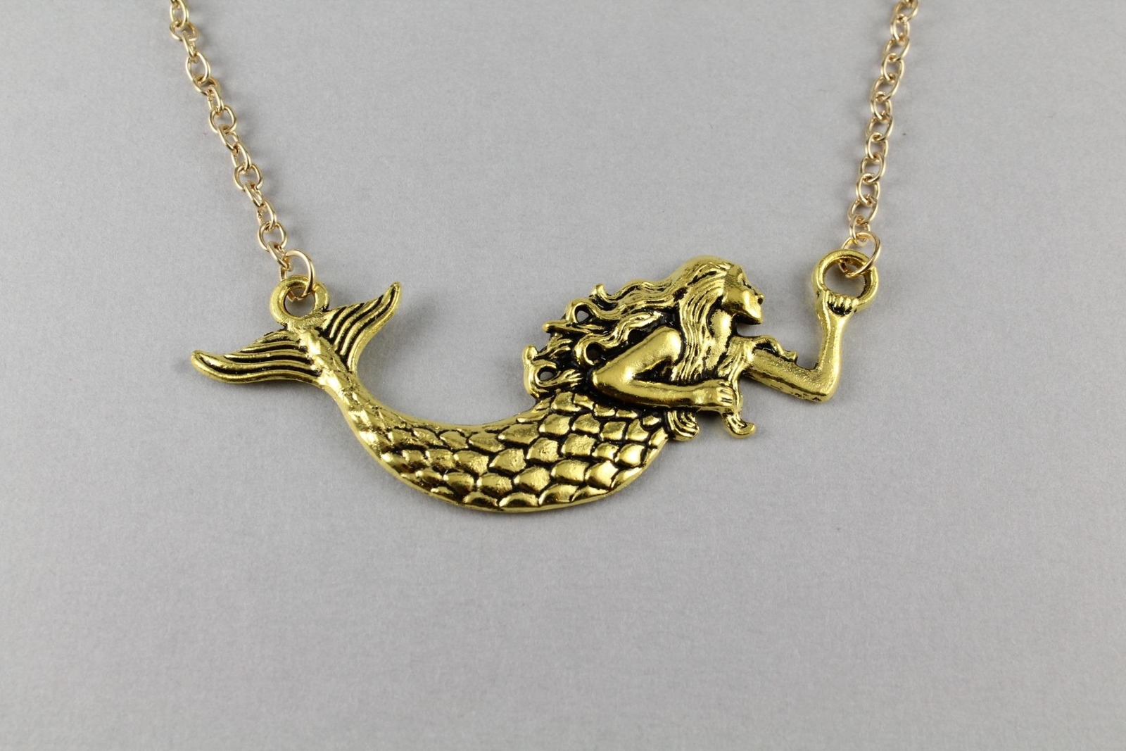 Gold mermaid necklace pendant 19″ long chain sea siren big pendant tail fin