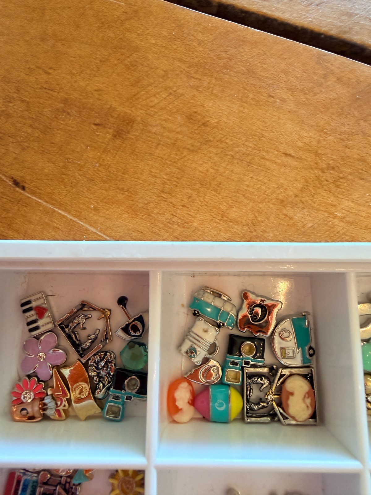 Origami Owl Huge Lot Lockets faces plates charms chains bracelets 300+ pieces