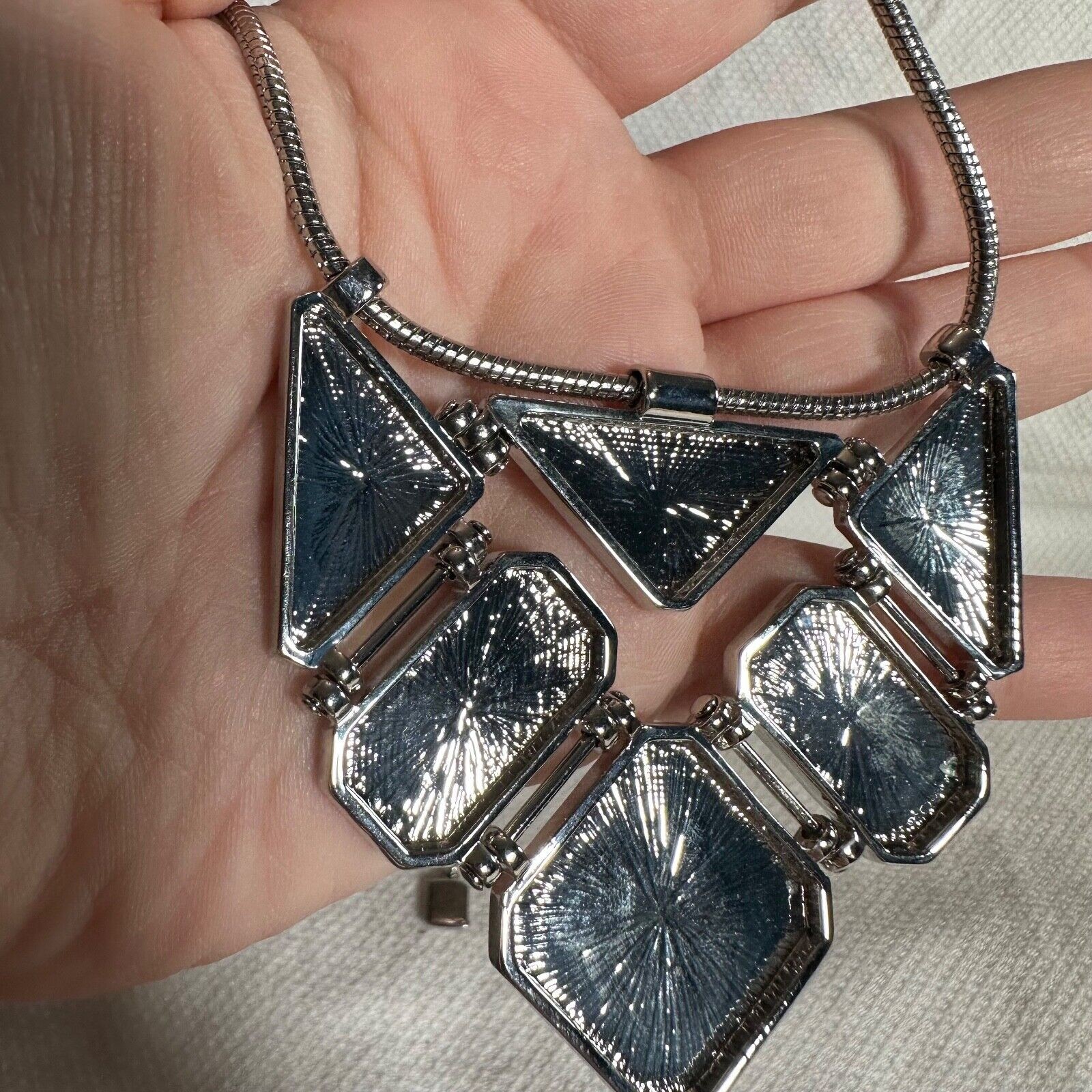 Chaps Womens Silver Tone Reflective Geometric Statement Choker Fashion Necklace