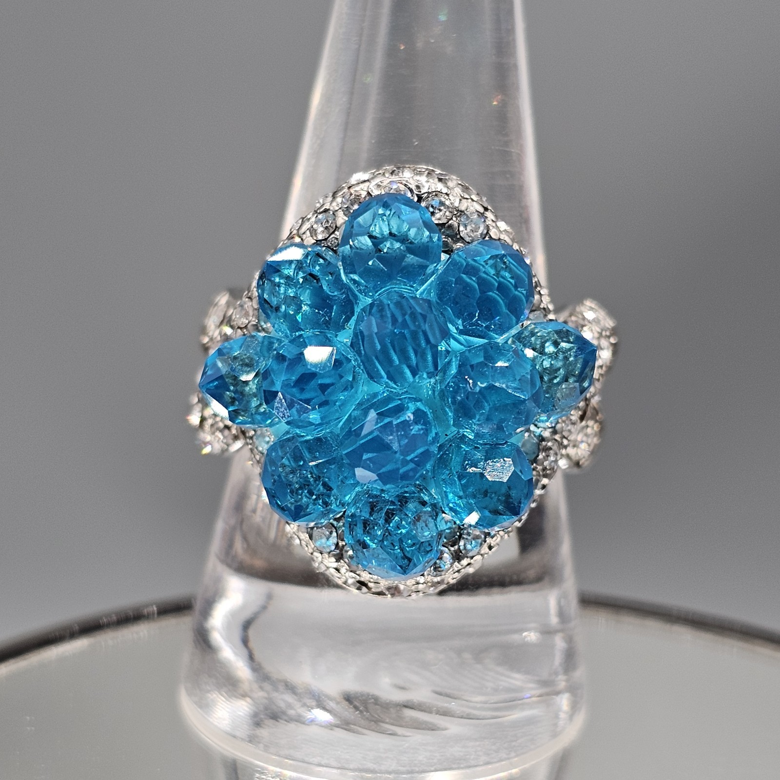 Blue Facet Cut Cluster Ring Sz 9.5 Cocktail Silver Tone Stainless Stee Art Glass