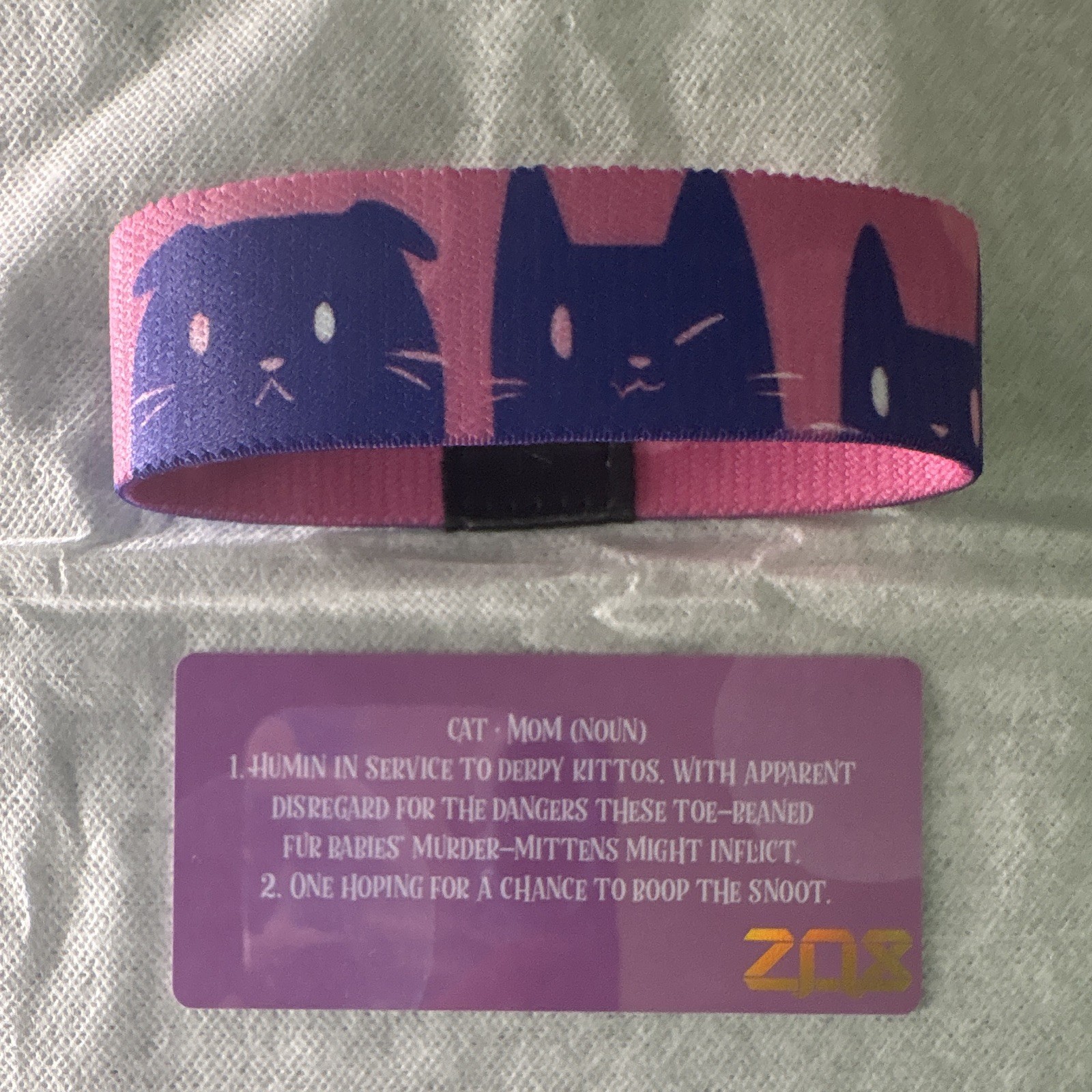 ZOX Multicolor Fabric Wristband “Cat Mom”