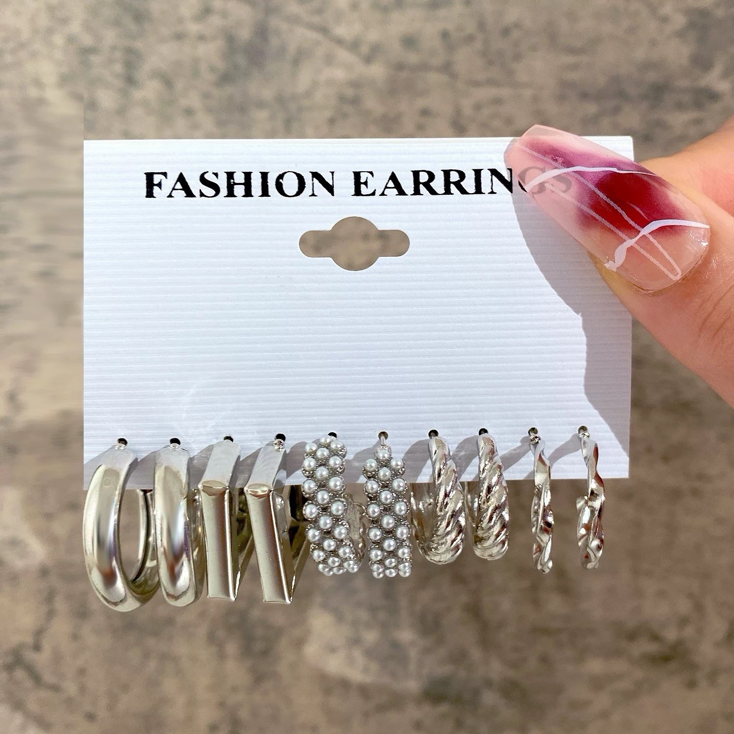 Women’s Fashion Geometric Earring Set C-shaped Ear Loops Zinc Alloy Ear Studs