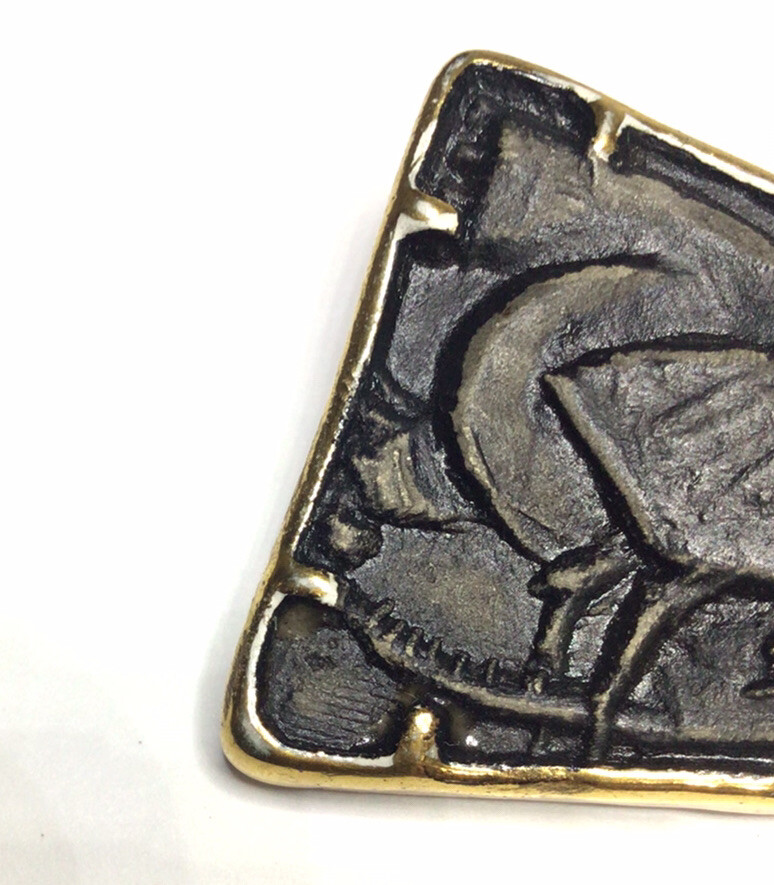 Carved Elephant Pin Brooch Triangular 1 5/8 In x 1 3/8 In Black Gold Color White