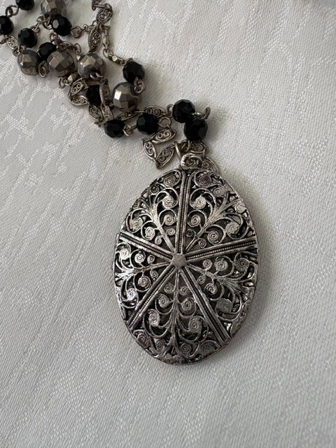 Ann Taylor LOFT 29” Double Chain Silvertone Filigree Necklace with Locket, 1.75″