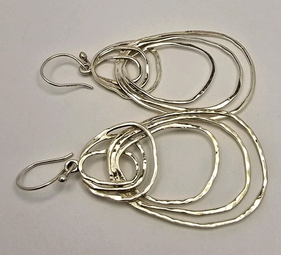 Silpada Sterling Silver 925 Hammered Loop Earrings 2″×1″ Signed Tested