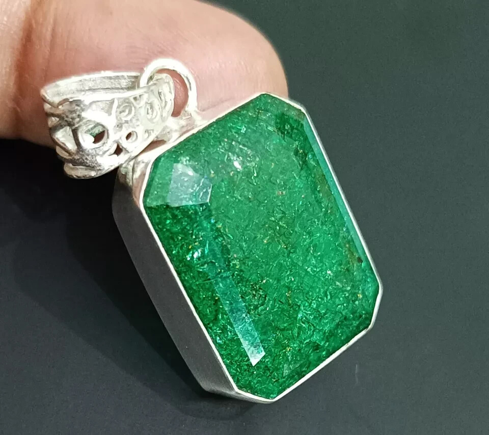 68.05 Ct Certified StunningGreen Emerald 925 Solid Silver Pendant Loose Gemstone