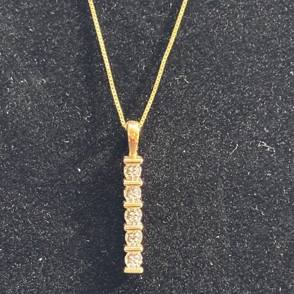 Vermeil Five Linear Drop Clear Stone Pendant 17″ Chain 925 2.7 grams