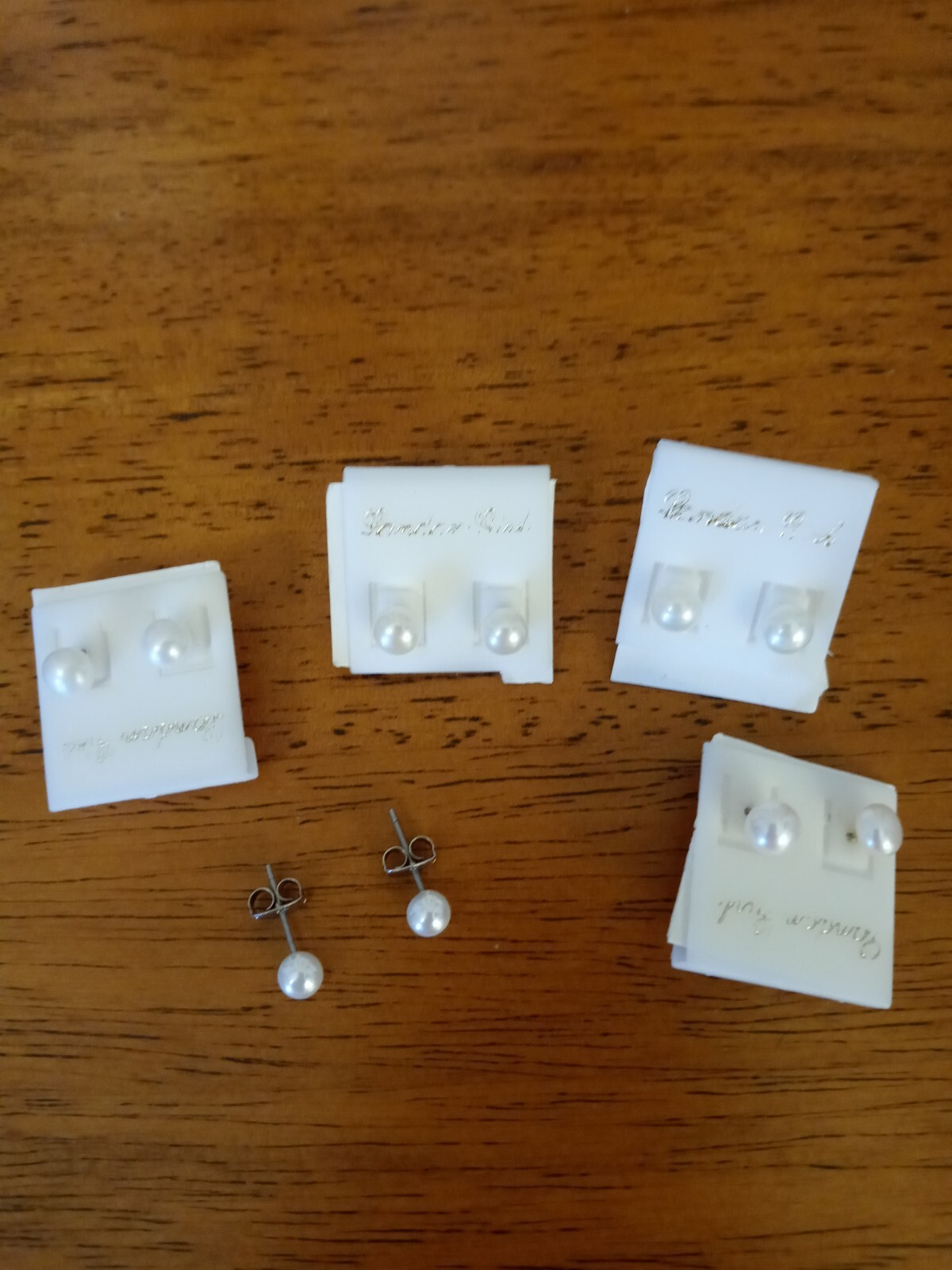 LOT OF Four Vintage London Girl Freshwater Pearl Stud Earrings Posts