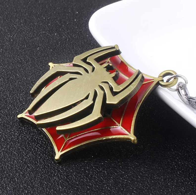1pc Cartoon Spider Blade Metal Keychain Trendy Movie Fan Gift Pendant – NEW