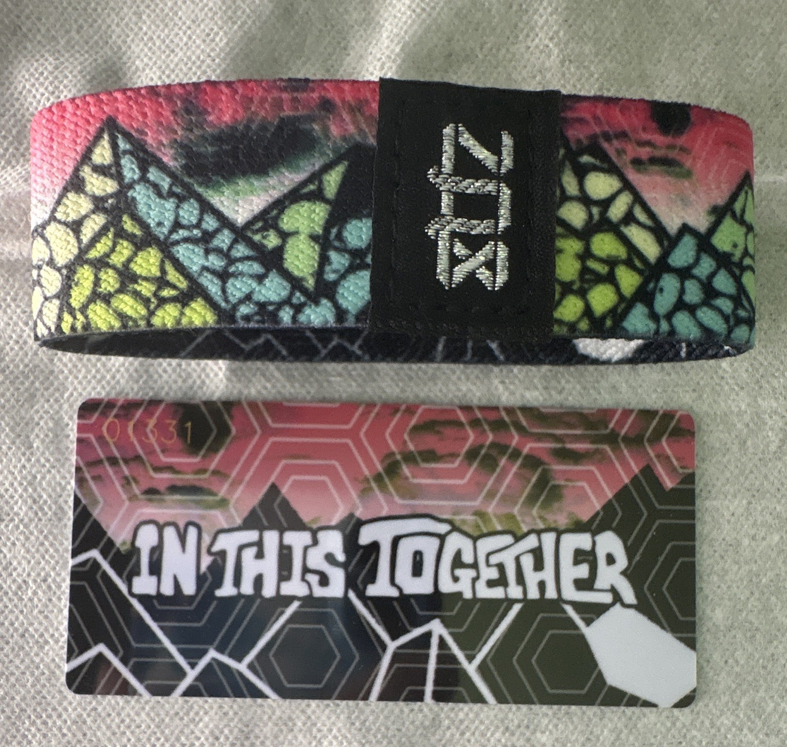 ZOX Multicolor Fabric Wristband “In This Together” Mountain Design