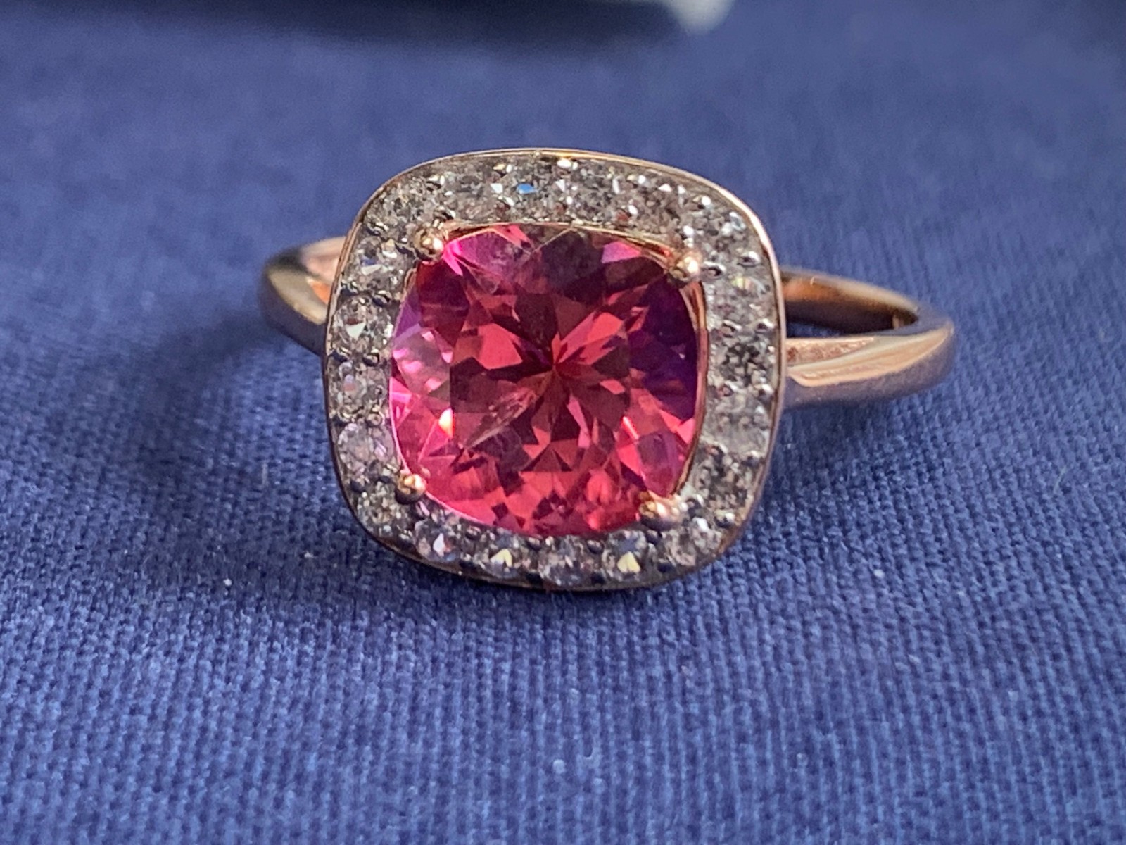 10K Rose Gold Ring 2.58g Fine Jewelry Size 8 Band Pink & Clear Color *READ*