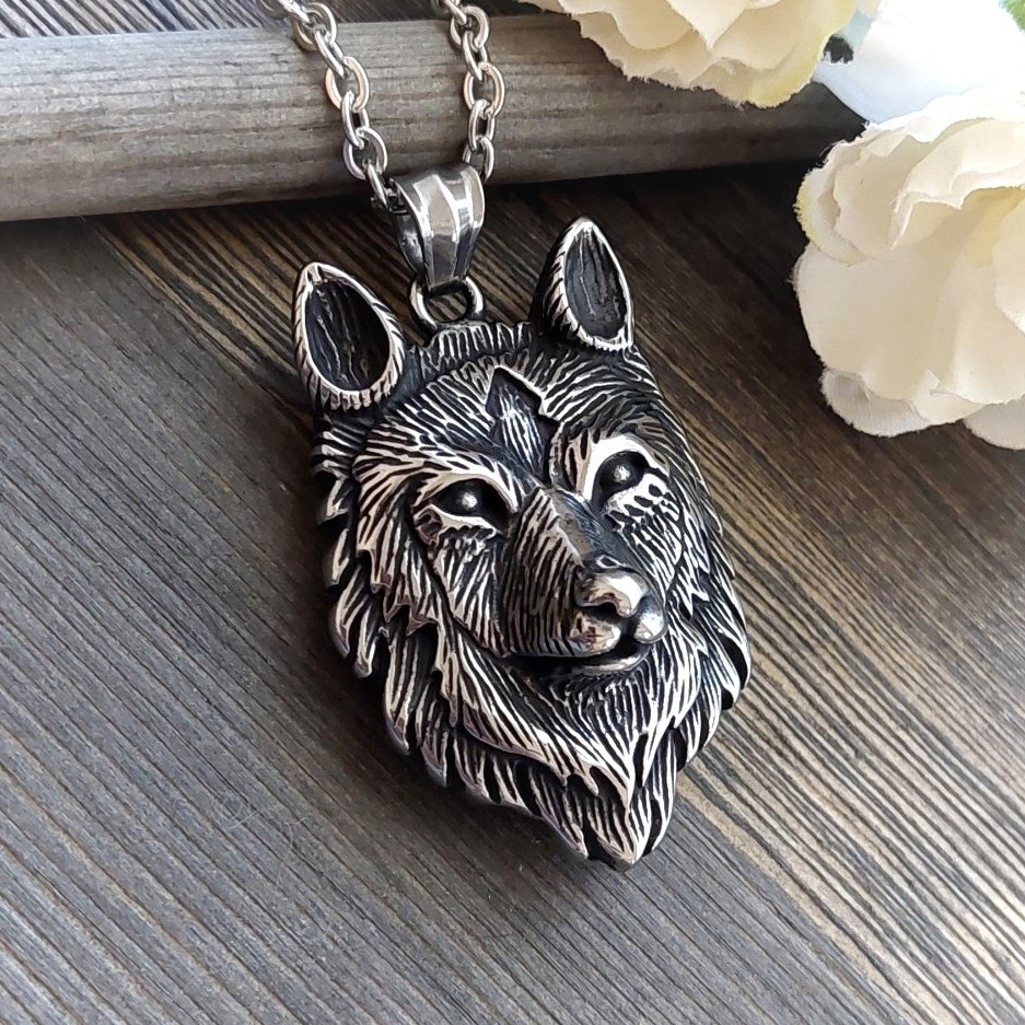 Stainless Steel Wolf Dog Memorial Ashes Pendant Cremation Ash Keepsake Urn