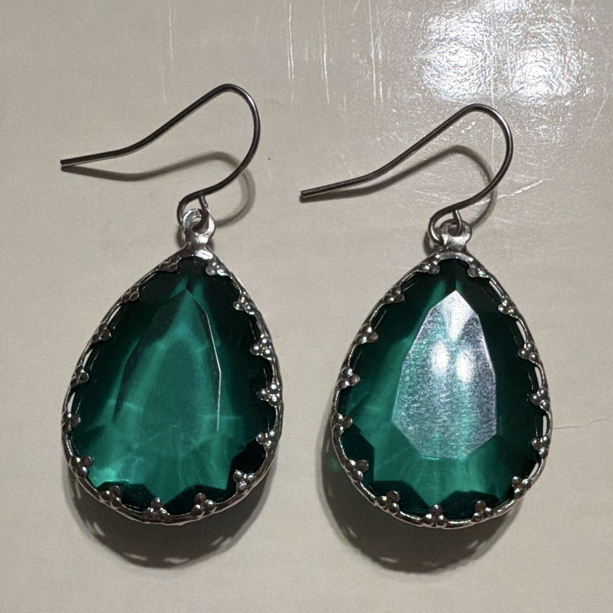 Green Teardrop Glass Dangle/Drop Earrings, Silver Tone Metal Hook Closure