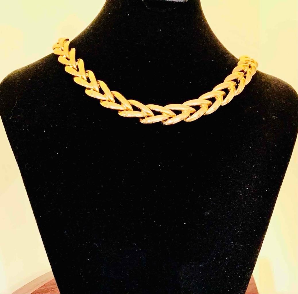 Vtg. Napier Gold Tone Wheat Style 1/2″ Wide Link Chain 15-3/4” Length