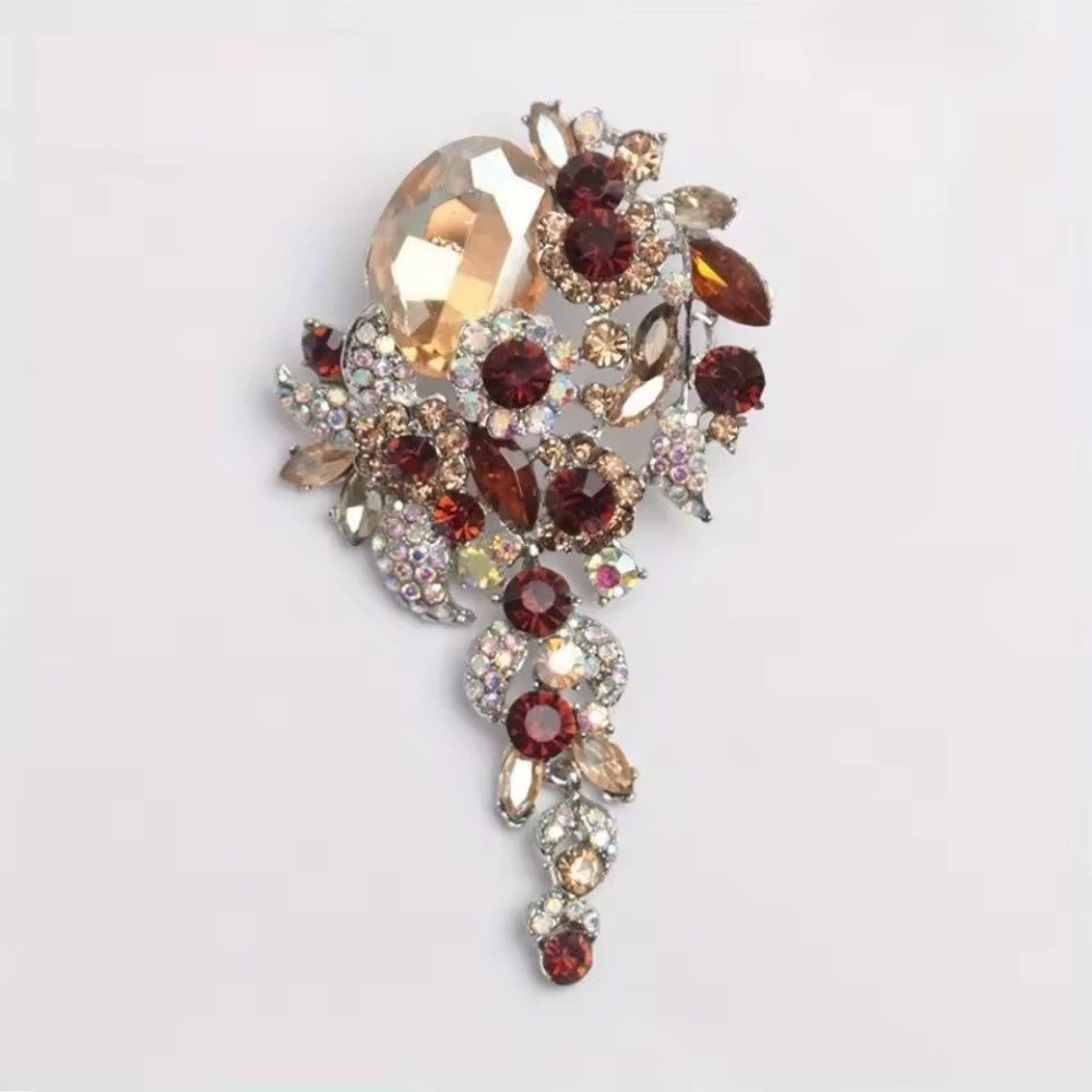 Luxury Gold Rhinestone Brooch Fashion Crystal Pendant Corsage Accessories Pin