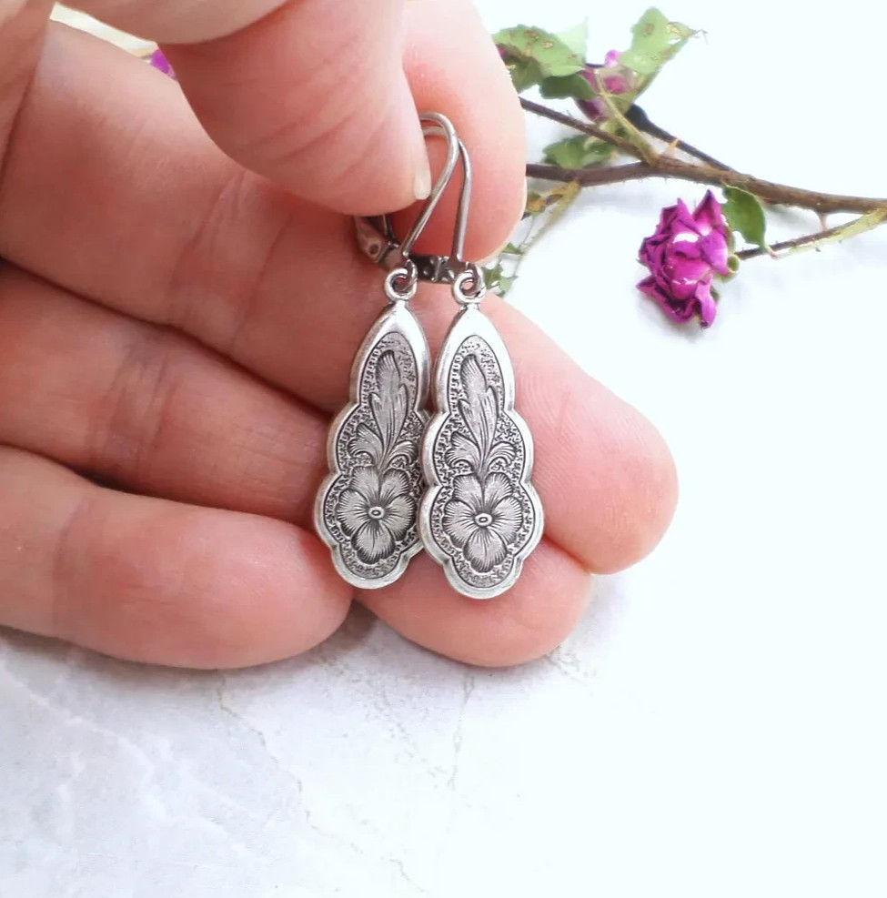 Art Nouveau Earrings Silver Tone Floral Drop Vintage Style Romantic Dangle
