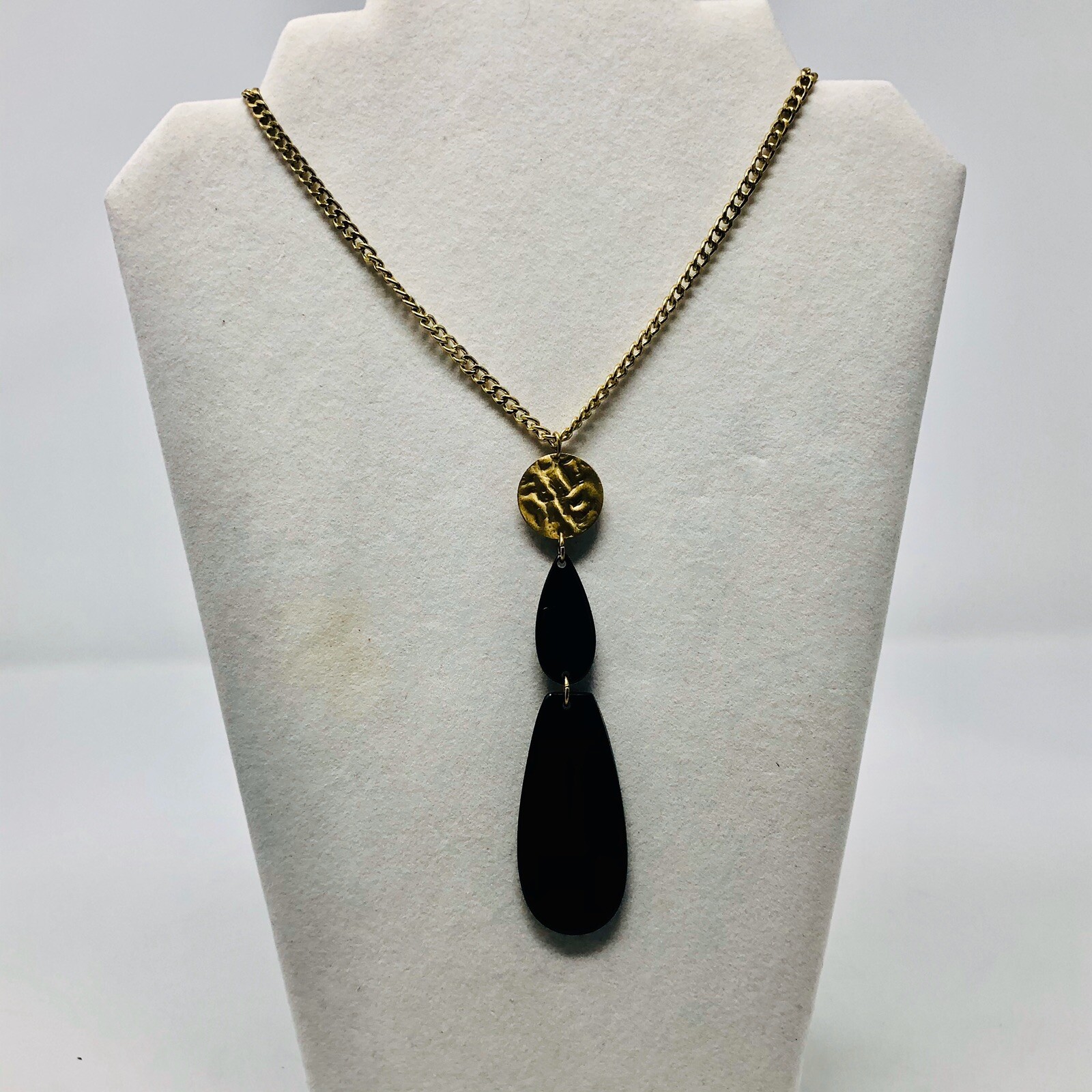 Area Stars Womens Black Beaded Salome Pendant Necklace Gold Tone Mixed Metals
