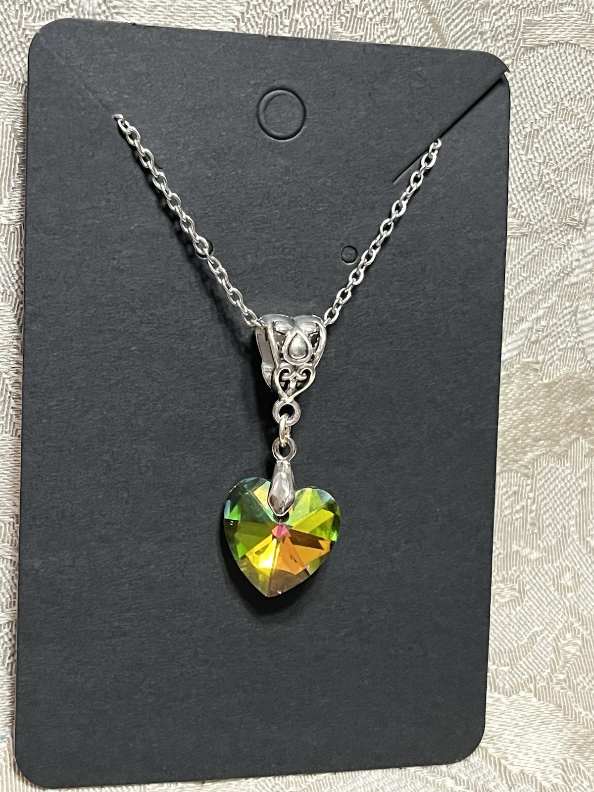 Vintage Yellow Green Glass Gem Heart Silver Charm Pendant Fashion Necklace 18”