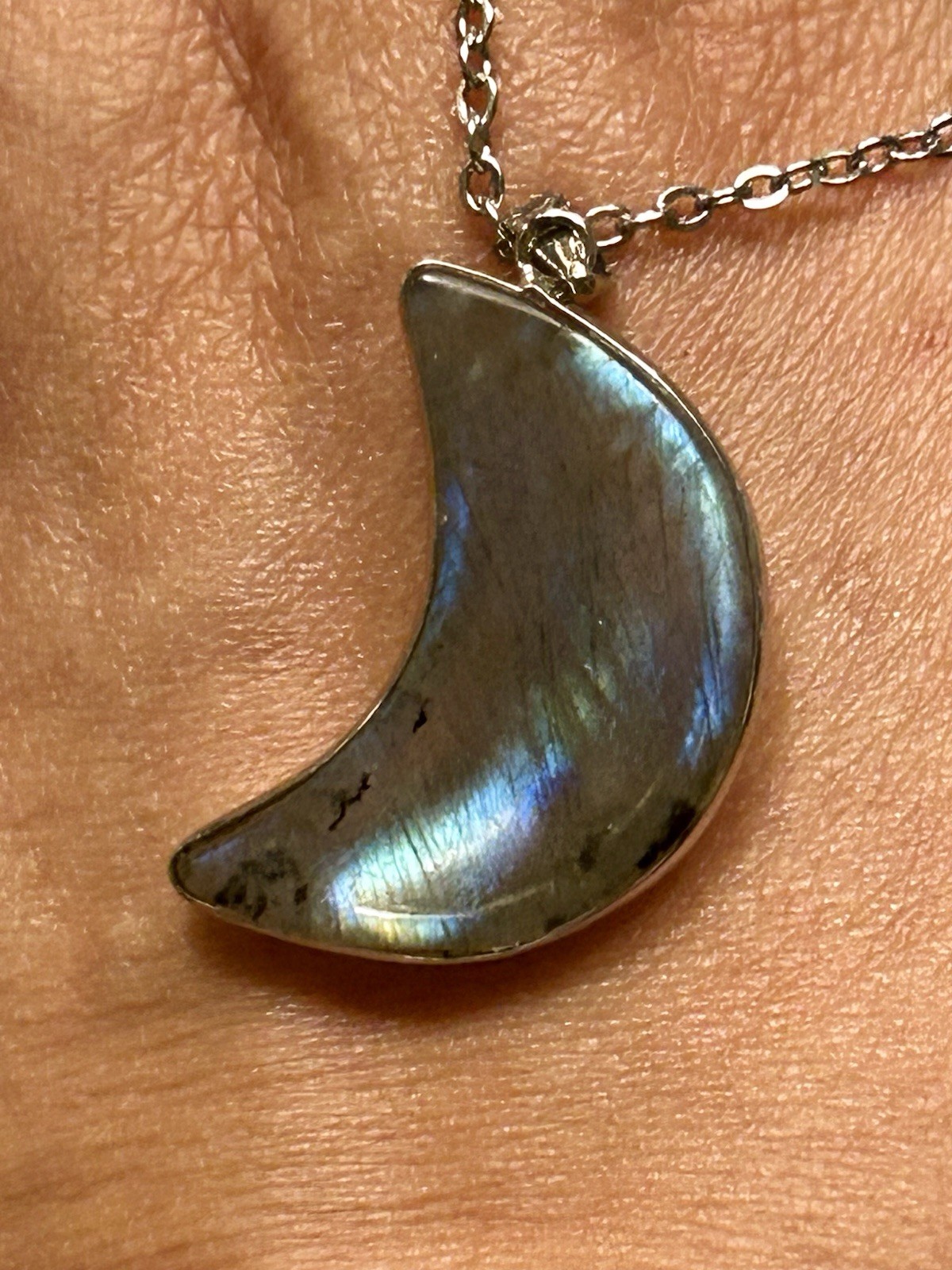 Rainbow Labradorite Authentic Crystal Pendant Charm Crescent Moon New Jewelry