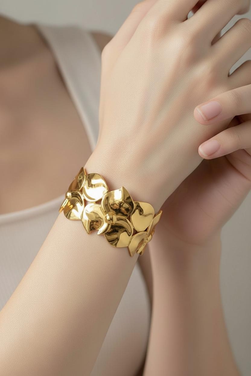 304 Stainless Steel Bracelets High Quality Fashionable Hollow Ring Design Bangle