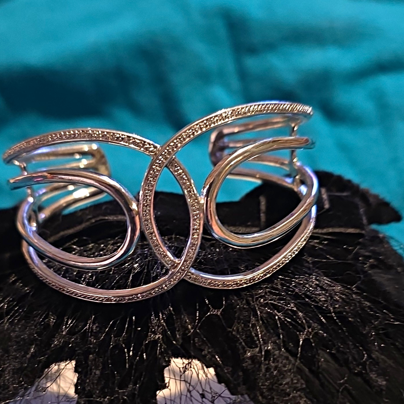 BR Sun Interlocking Multi-Band Cuff Bracelet Silver Tone Pave Rhinestone Fashion