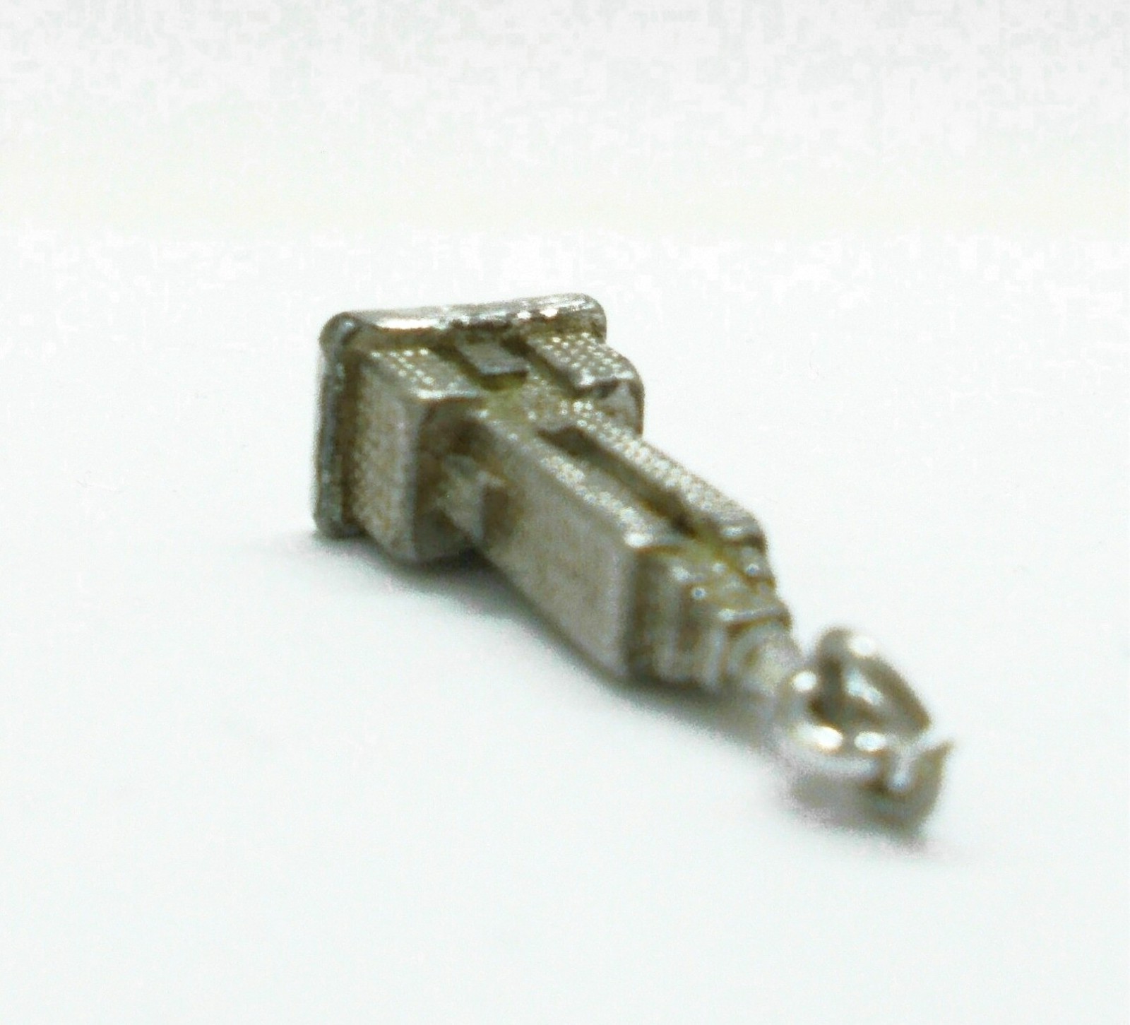 VINTAGE~EMPIRE STATE BUILDING New York City CHARM Pendant Silver Tone plated