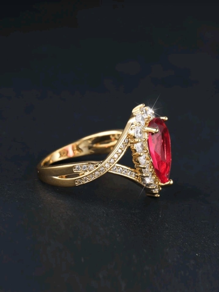 Gold-Plated Zinc Ring Red Teardrop-Shaped CZ With White/Colorless Inlay Size 6