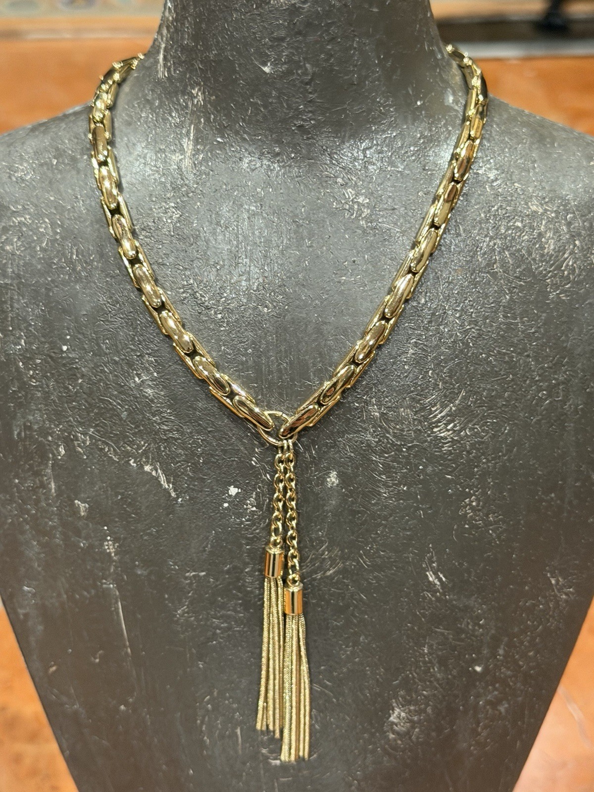 WHITE HOUSE BLACK MARKET Gold Chain 12-15″ CHOKER Necklace Tassel Pendant NEW
