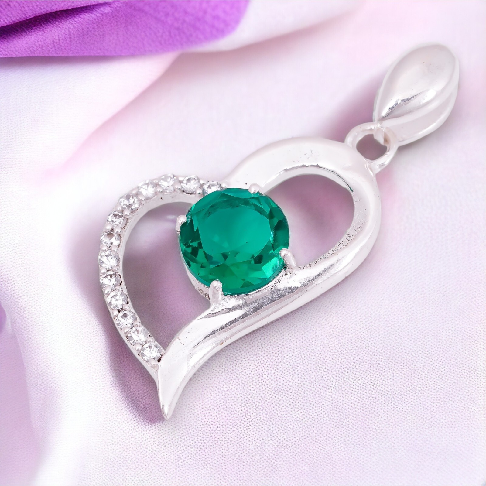 Emerald Gemstone Jewelry 925 Silver Handmade Daily Wear Pendant 1.37″ For Women