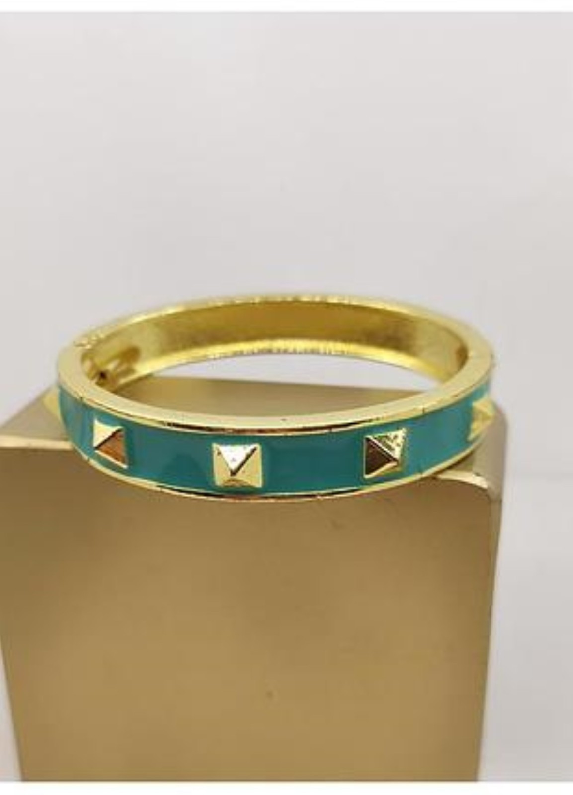 Vintage Golden & Turquoise Stylish Studded Bangle Bracelet