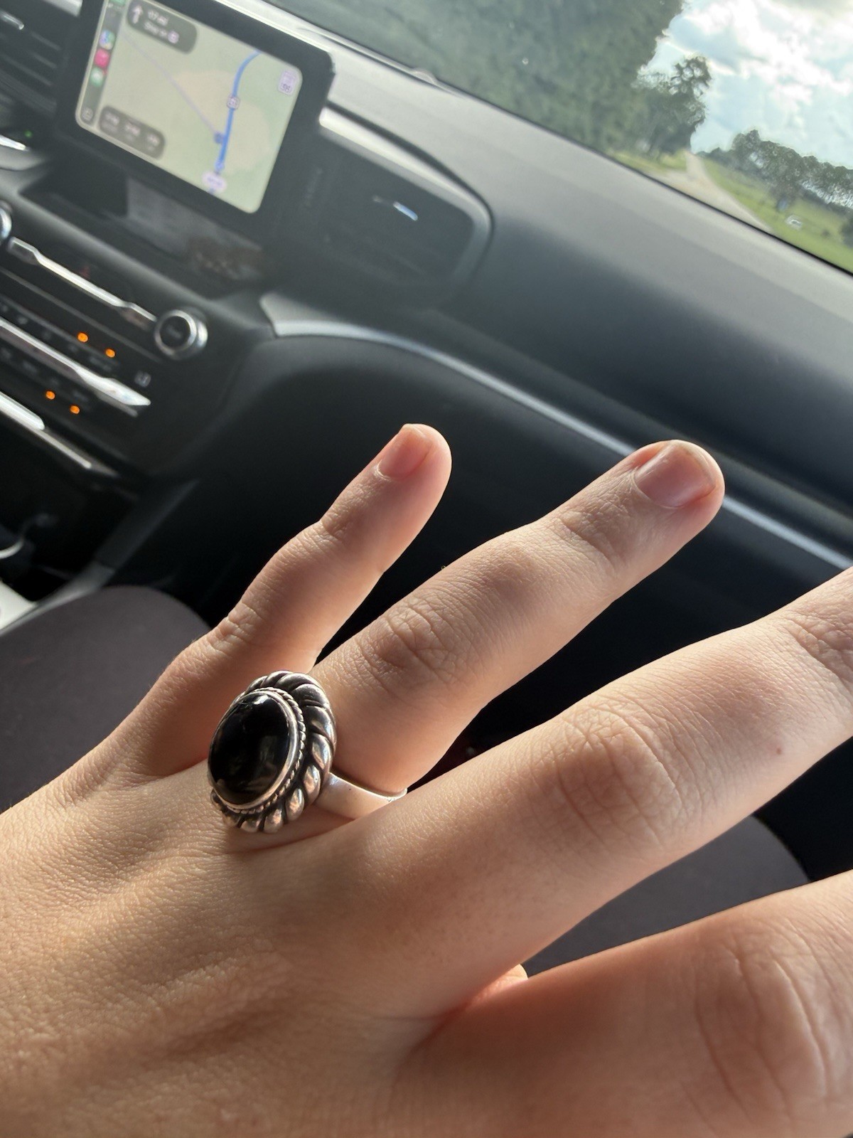 Silver Band Ring Size 7 Oval Black Onyx Bezel Set Silver-Tone Metal