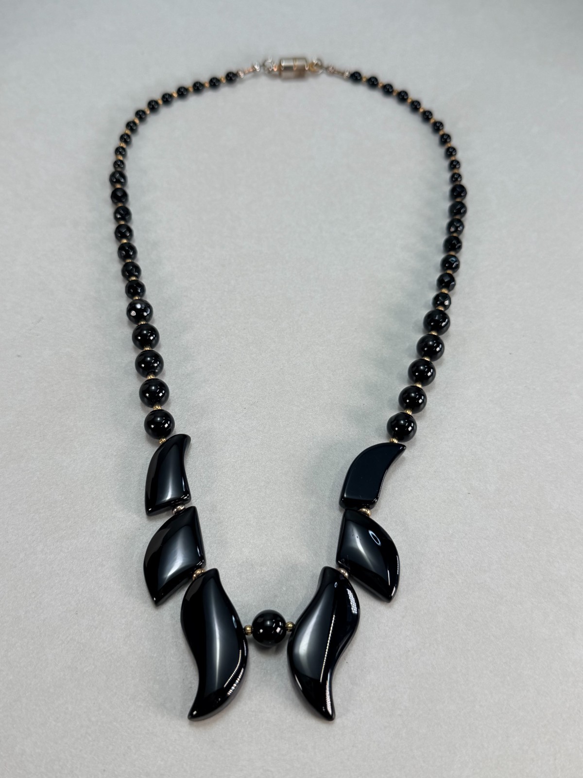 Vintage Black Onyx Smooth Collar Necklace Statement Beaded Gold Tone