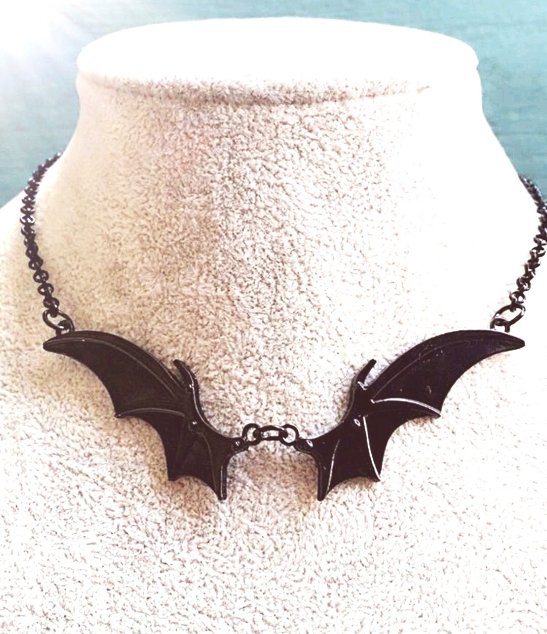 Trendy Black Gothic Vintage Halloween Vampire Bat Wings Pendant Necklace Gift