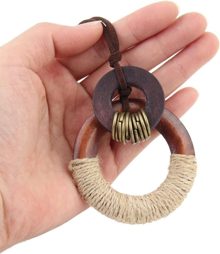 Stylish Leather Cord Multi-Layer Necklace with Wooden Pendant for All Occasions