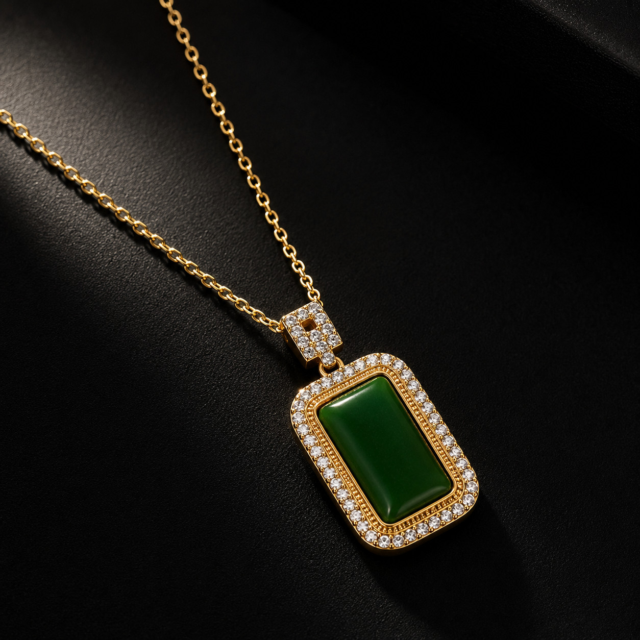 NEW 18K Gold Plated Green Jade Pendant Necklace Crystal Charm Jewelry