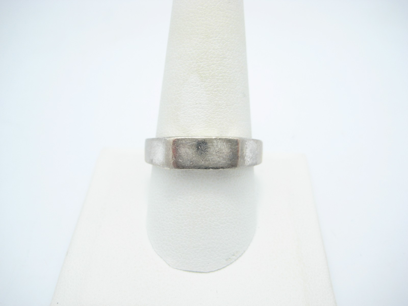 Sterling Silver 5.8mm Flat Smooth Top Band Ring Size 11