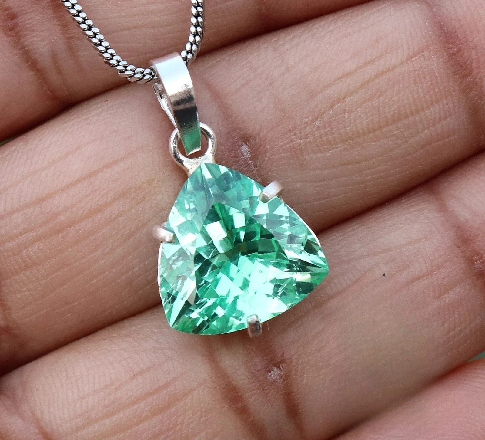 26.30 Ct Natural Green Sapphire Pendant 925 Sterling Silver Certified Gemstone