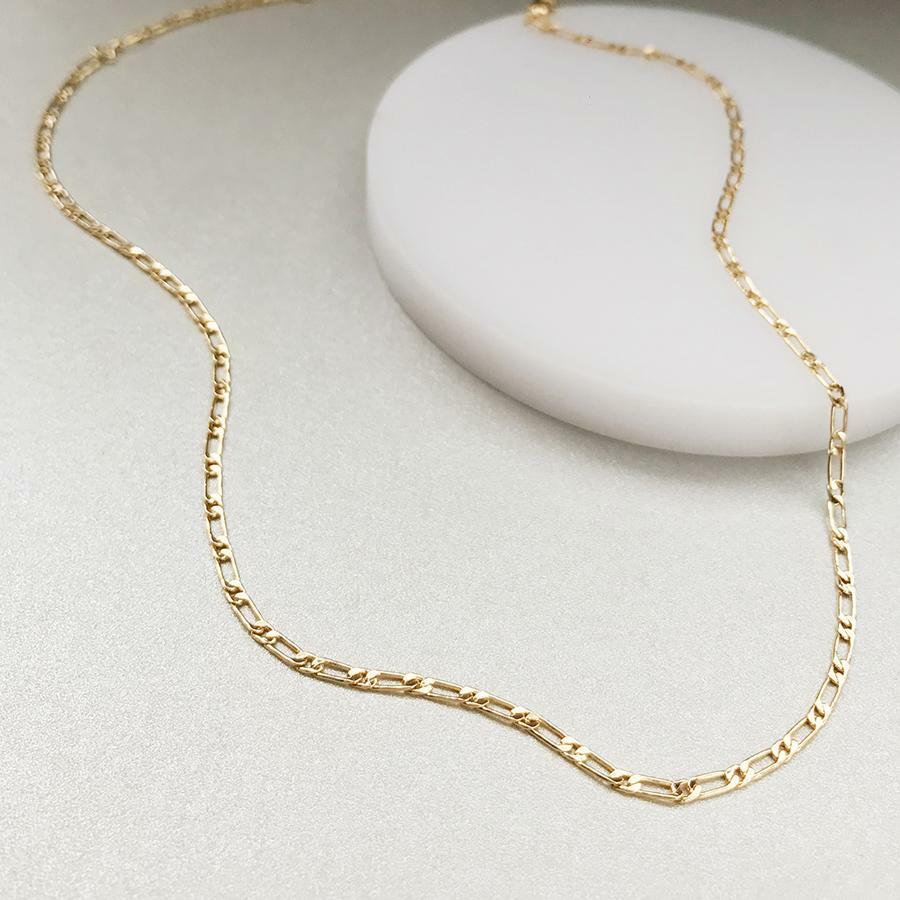 Genuine 18K Gold Filled 16″/18/20/22/24/30″ 2mm Thin Figaro Chain Necklace A139G