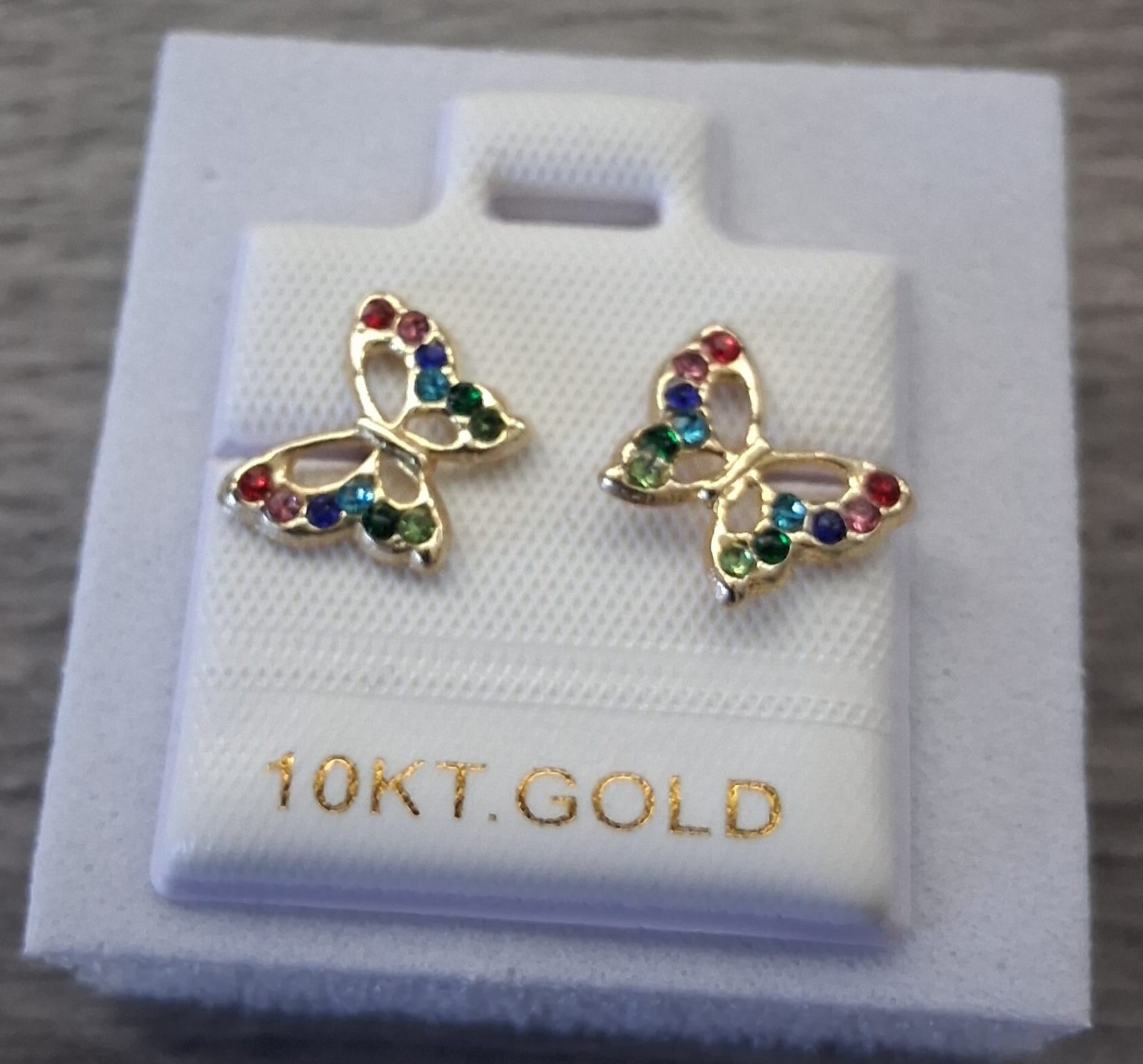 10k gold heart screw back stud,4pack earrings/arete corazon de oro 10K de rosca.